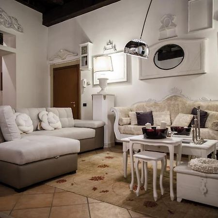 Piazza Erbe Luxury Apartment Werona Zewnętrze zdjęcie