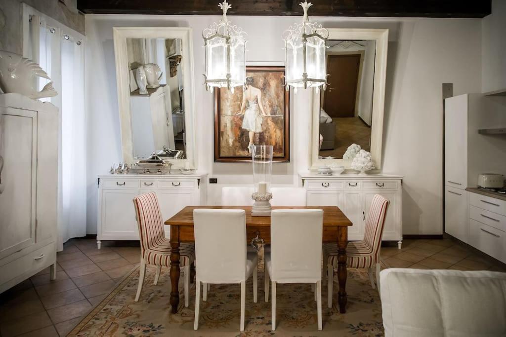 Piazza Erbe Luxury Apartment Werona Zewnętrze zdjęcie