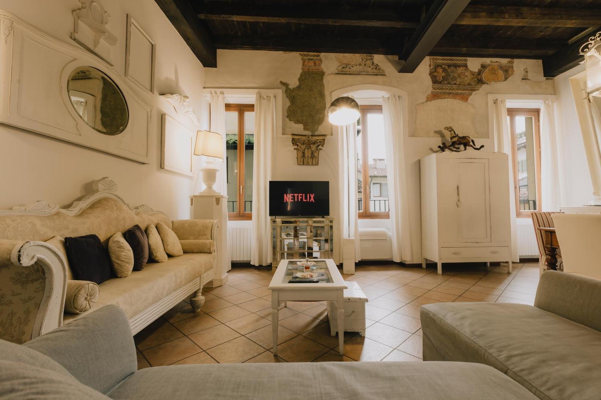 Piazza Erbe Luxury Apartment Werona Zewnętrze zdjęcie